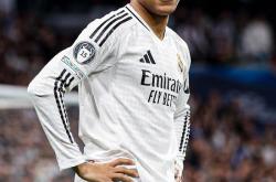 姆巴佩与80激战塞尔维亚队分钟，夺冠胜负难料！，萨拉赫焦点对战上演精彩一战的简单介绍